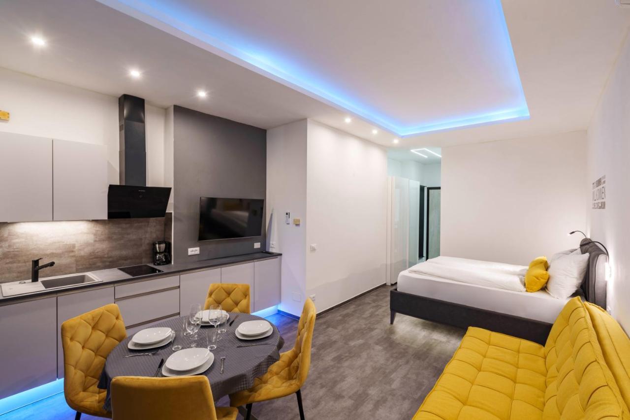 Lake Apartment Primea Sirmione Ngoại thất bức ảnh